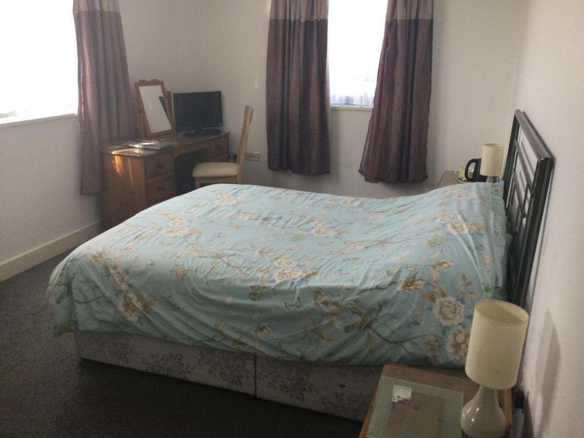 Hh Accommodation Міллом Екстер'єр фото